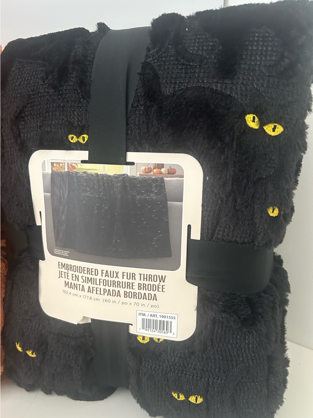 NEW Viral Halloween Embroidered Faux Fur Throw Blanket Black Cat w Yellow Eye